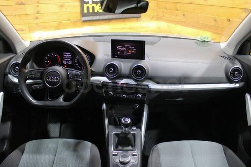 Usado Audi Q2 Sport 150 CV (110 kW) 2019 Gris / plata SUV