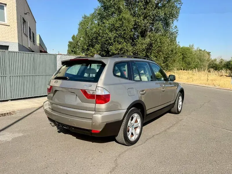 Usado BMW X3 Comfort Edition 177 CV (130 kW) 2010 Beige SUV