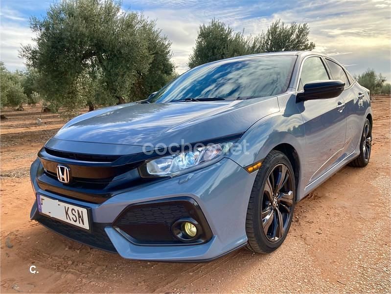 Gris / plata Usado 2018 Honda Civic Elegance Berlina | 17.000 € (Precio justo) - Imagen 1/4