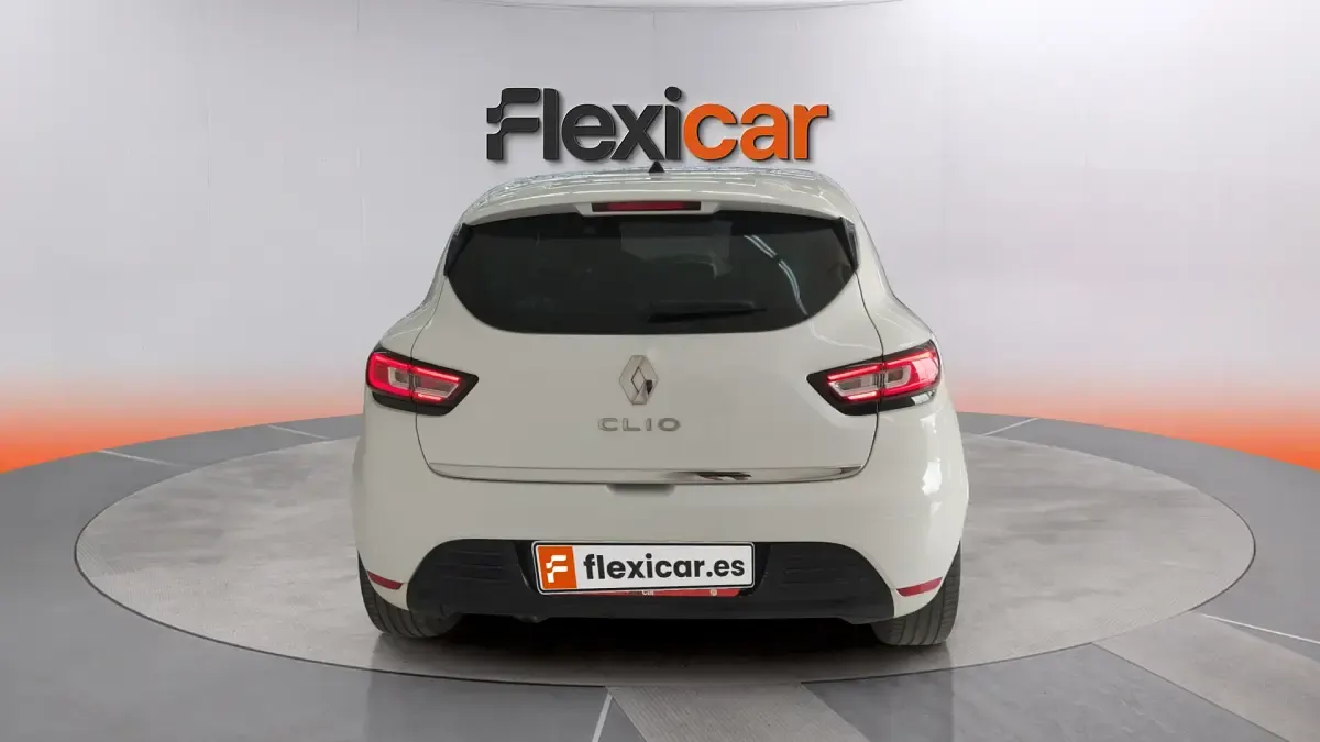 Usado Renault Clio IV LIMITED 90 CV (66 kW) 2018 Blanco Berlina