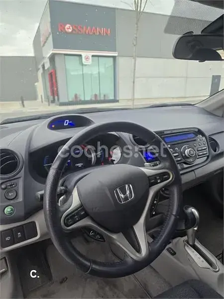 Usado Honda Insight Executive 102 CV (75 kW) 2011 Gris / plata Utilitario