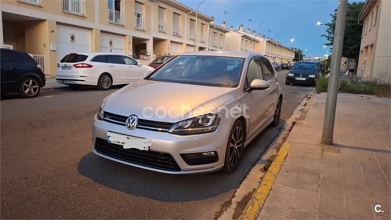 Gris / plata Usado 2015 VW Golf VII Advance Berlina | 9100 € (Super precio) - Imagen 1/4