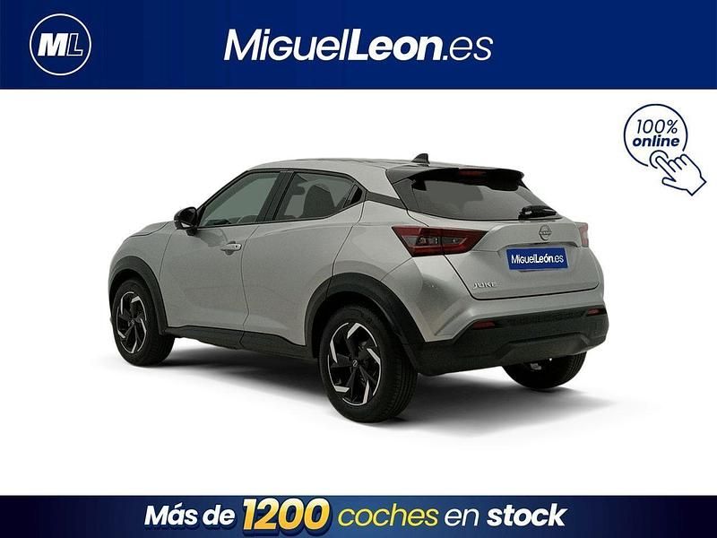 Usado Nissan Juke N-Connecta 114 CV (83 kW) 2023 Gris / plata SUV