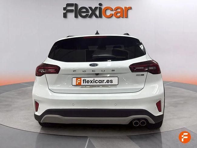 Usado Ford Focus Active 155 CV (114 kW) 2023 Blanco Berlina