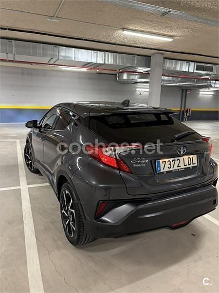 Usado Toyota C-HR Advance 122 CV (89 kW) 2019 Gris / plata SUV