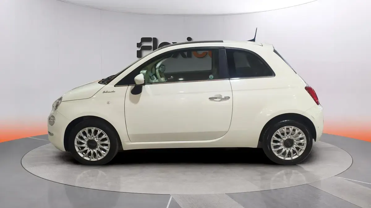 Usado Fiat 500 Dolcevita 71 CV (52 kW) 2023 Blanco Berlina
