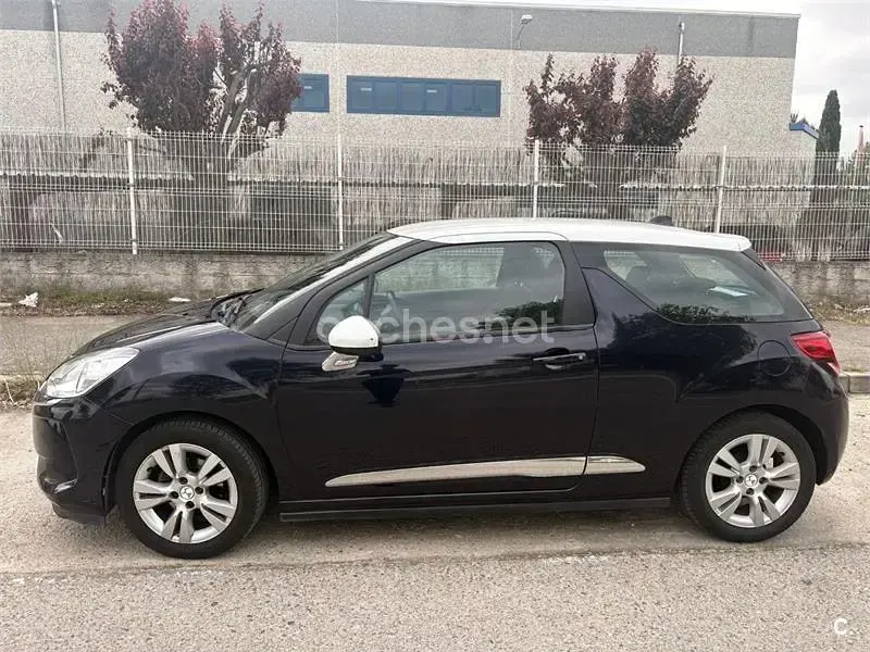 Usado DS Automobiles DS3 75 CV (55 kW) 2018 Negro Berlina