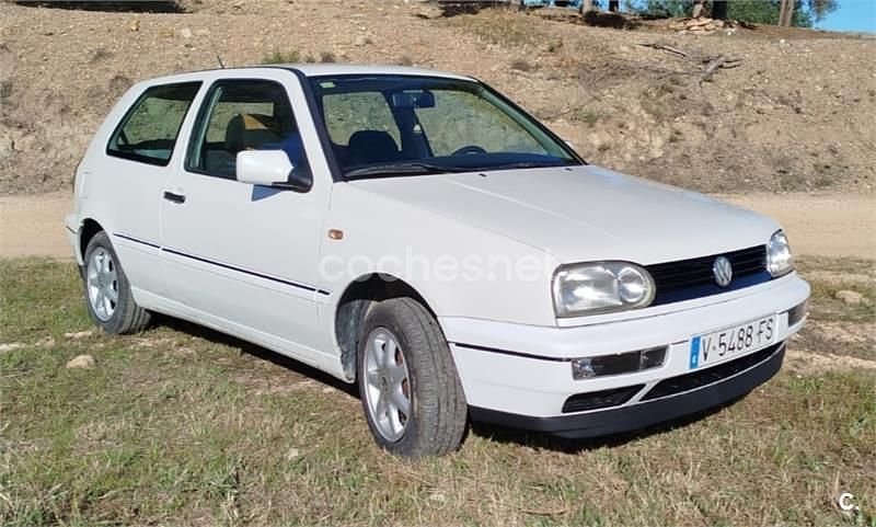 Usado VW Golf III Conceptline 90 CV (66 kW) 1997 Blanco Berlina