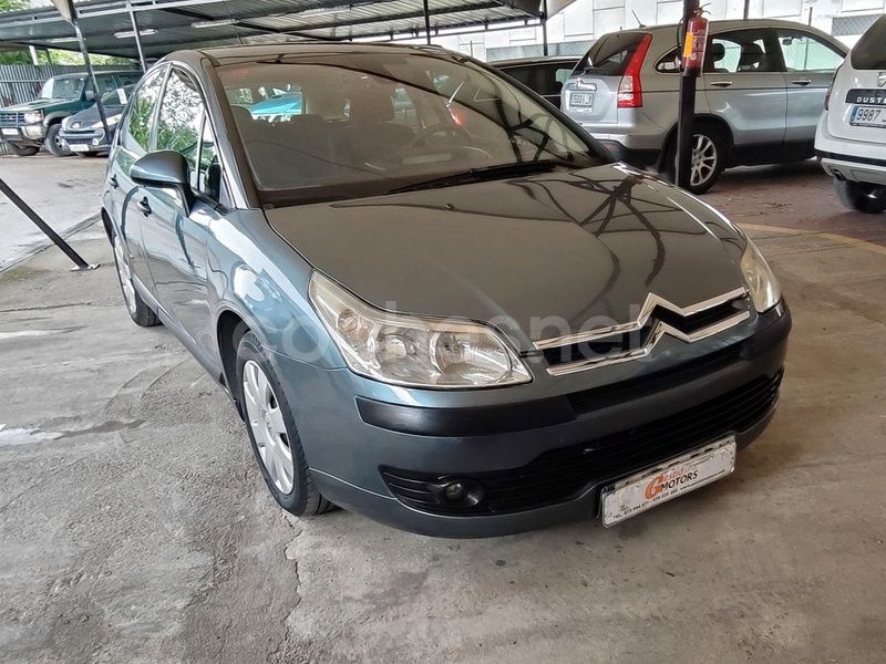 Usado Citroën C4 92 CV (67 kW) 2005 Gris Utilitario