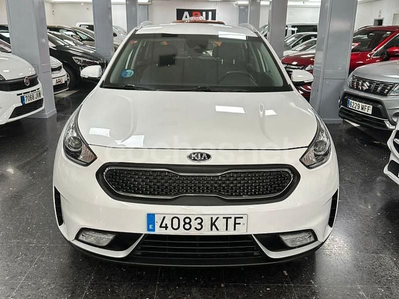 Usado Kia Niro 141 CV (103 kW) 2019 Blanco SUV