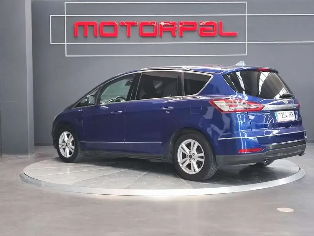 Usado Ford S-MAX Titanium 150 CV (110 kW) 2016 Azul Monovolumen
