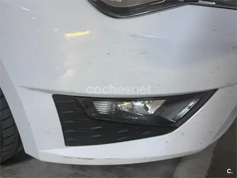 Usado Seat Leon FR 150 CV (110 kW) 2015 Blanco Berlina