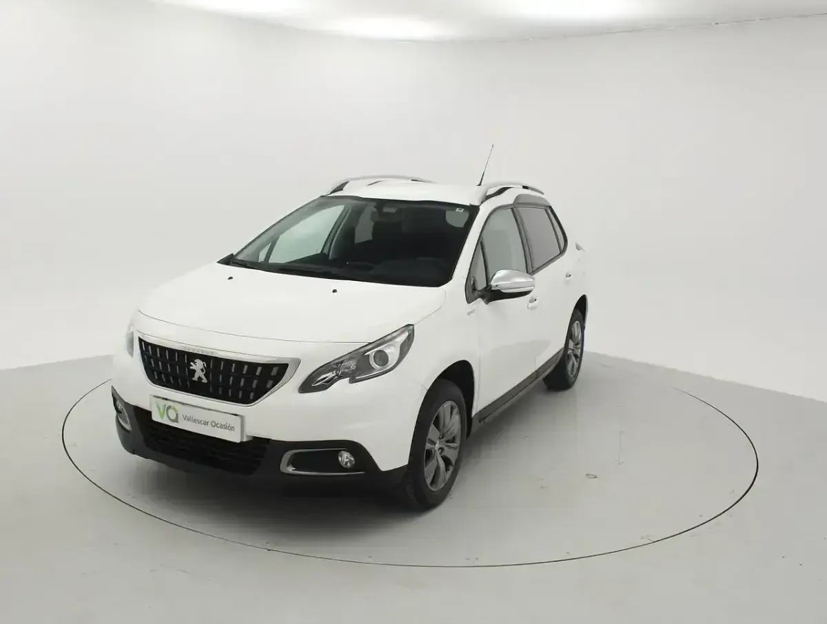 Usado Peugeot 2008 Style 82 CV (60 kW) 2018 Blanco SUV
