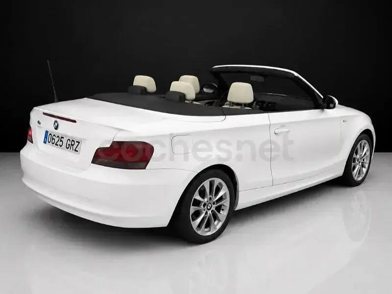 Usado BMW 118 Cabriolet 143 CV (105 kW) 2009 Blanco Descapotable