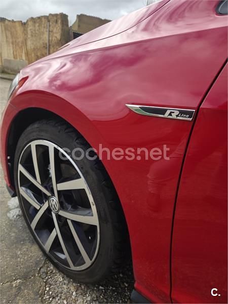 Usado VW Golf VII Sportline 150 CV (110 kW) 2017 Rojo Berlina