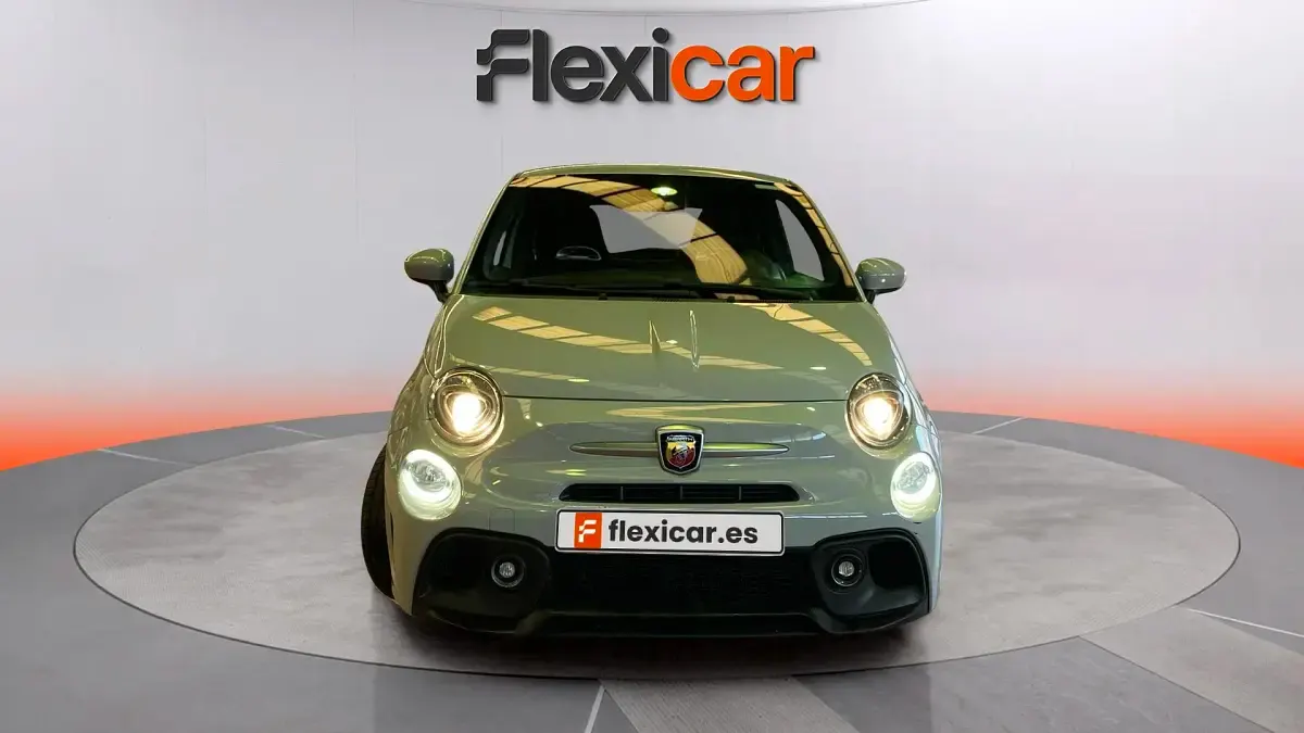 Usado Abarth 595 165 CV (121 kW) 2022 Gris Berlina
