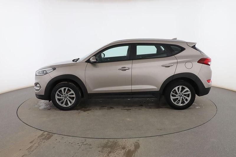 Usado Hyundai Tucson 132 CV (97 kW) 2018 Beige SUV