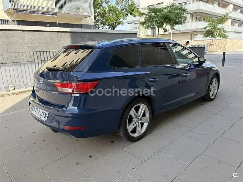Usado Seat Leon ST Reference 115 CV (84 kW) 2017 Azul Familiar