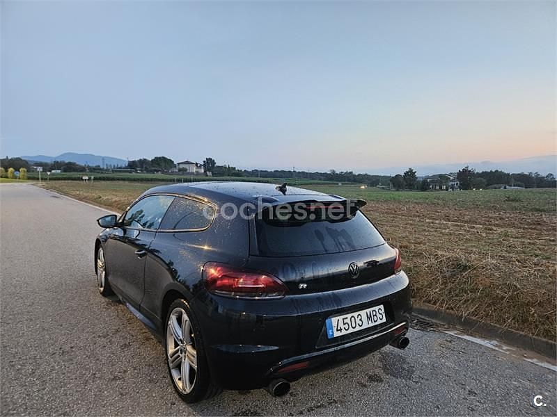 Usado VW Scirocco R 265 CV (194 kW) 2010 Negro Coupe