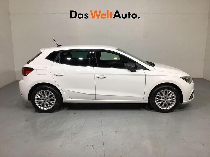 Usado Seat Ibiza XCELLENCE 115 CV (84 kW) 2025 Blanco Utilitario