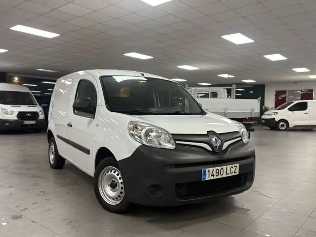 Usado Renault Kangoo 75 CV (55 kW) 2019 Blanco Monovolumen