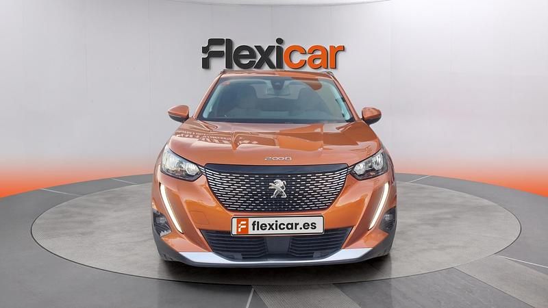 Usado Peugeot 2008 Active 110 CV (80 kW) 2021 Naranja SUV