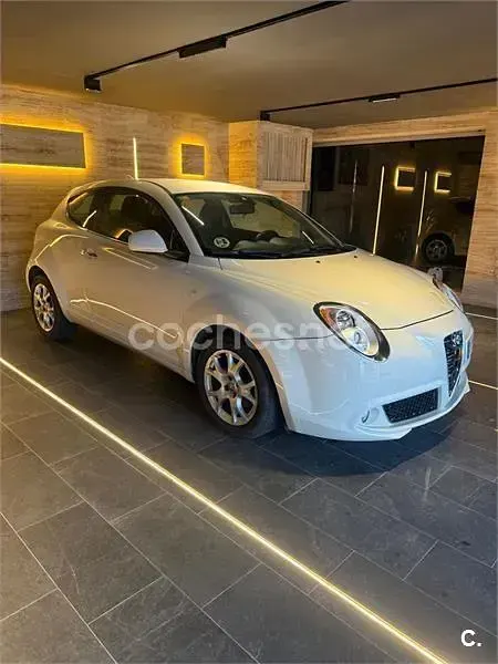 Usado Alfa Romeo MiTo Distinctive 85 CV (62 kW) 2013 Beige Utilitario