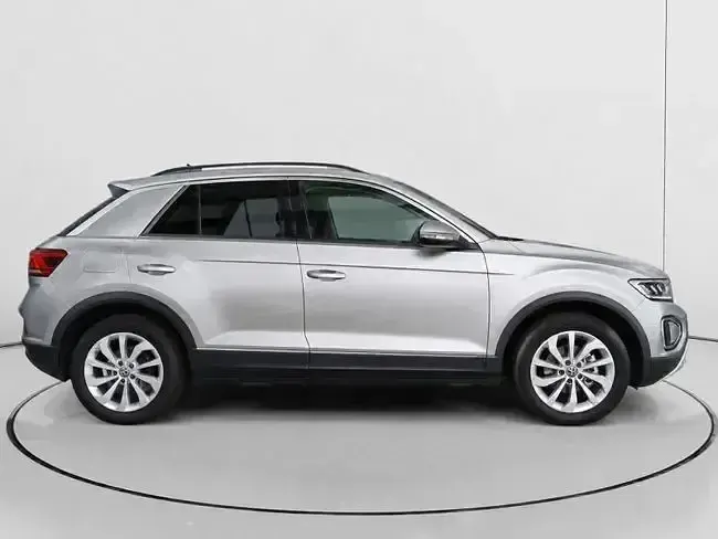 Usado VW T-Roc Life 115 CV (84 kW) 2022 Gris SUV