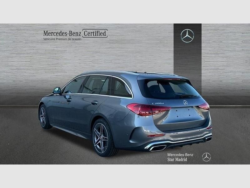 Usado Mercedes C200 AMG line 163 CV (119 kW) 2024 Gris selenita (metalizado) Familiar