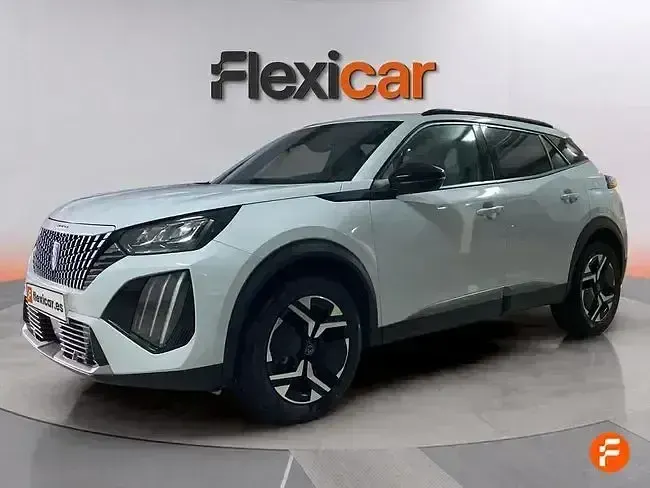 Usado Peugeot 2008 Allure 130 CV (95 kW) 2024 Blanco SUV