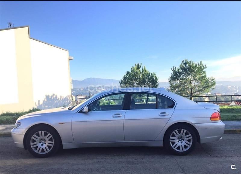 Gris / plata Usado 2004 BMW 730 Berlina | 5000 € (Super precio) - Imagen 1/4
