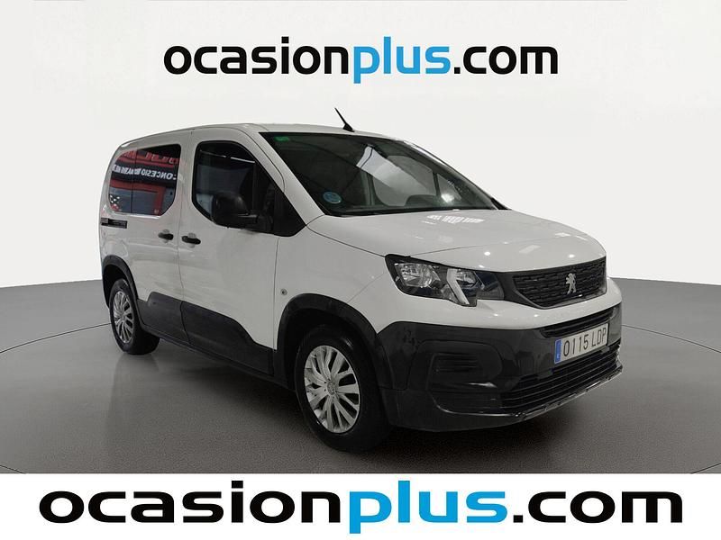 Usado Peugeot Rifter Access 100 CV (73 kW) 2019 Blanco Monovolumen