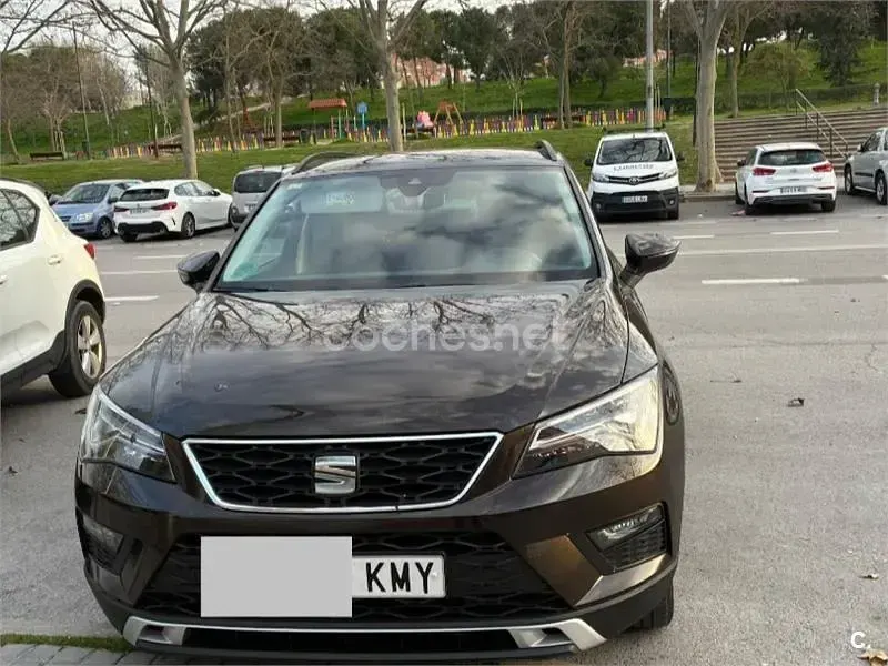 Usado Seat Ateca Style 115 CV (84 kW) 2018 Marrón SUV