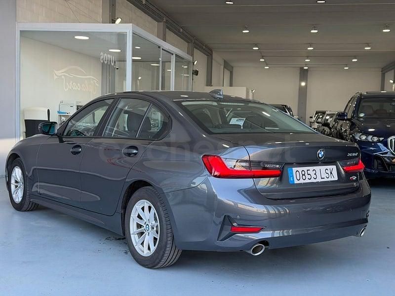 Usado BMW 320e Comfort Edition 190 CV (139 kW) 2021 Gris / plata Berlina