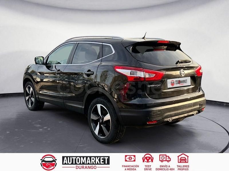 Usado Nissan Qashqai Tekna 130 CV (95 kW) 2015 Negro SUV