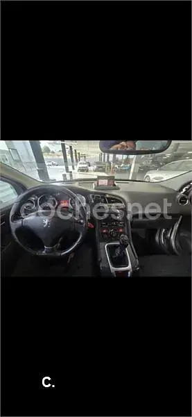 Usado Peugeot 5008 Sport 110 CV (80 kW) 2010 Gris / plata Monovolumen