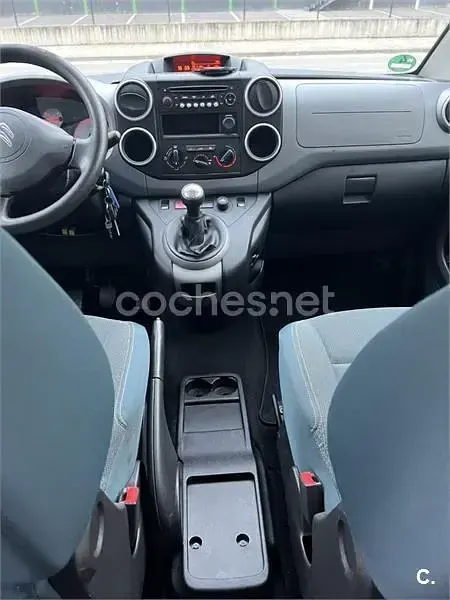 Usado Citroën Berlingo Feel 100 CV (73 kW) 2016 Blanco Monovolumen