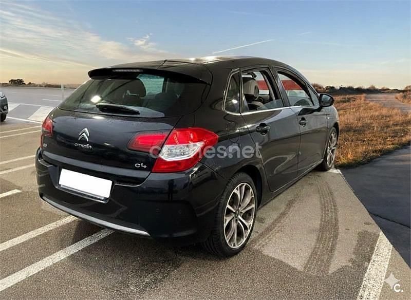 Usado Citroën C4 112 CV (82 kW) 2011 Negro Berlina