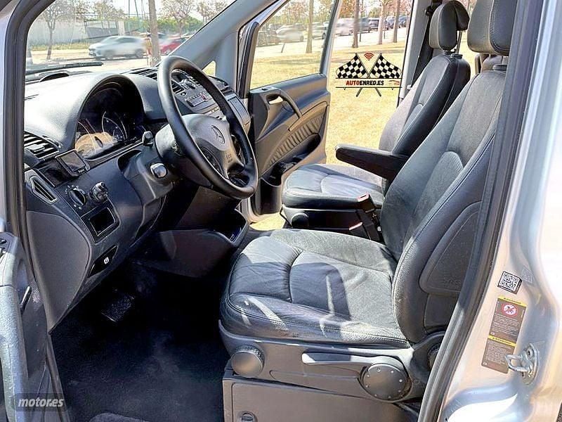 Usado Mercedes Viano 150 CV (110 kW) 2009 Plateado Monovolumen