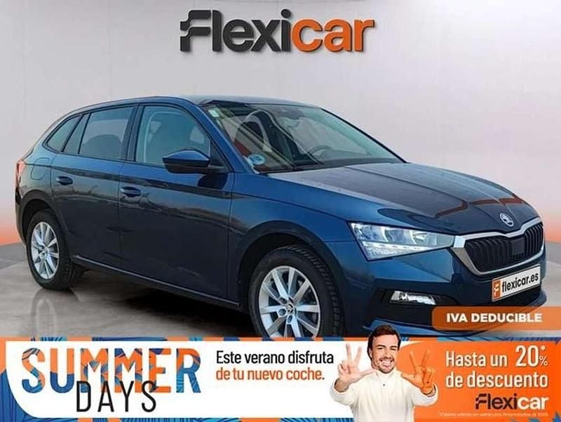 Azul Usado 2021 Skoda Scala Ambition Utilitario | 15.190 € (Super precio) - Imagen 1/4
