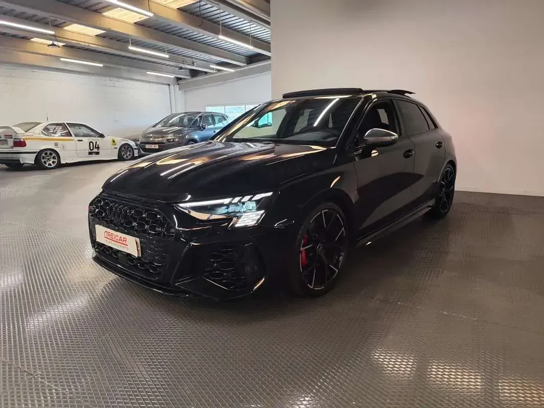 Usado Audi RS3 Sportback Ambiente 400 CV (294 kW) 2023 Negro Utilitario