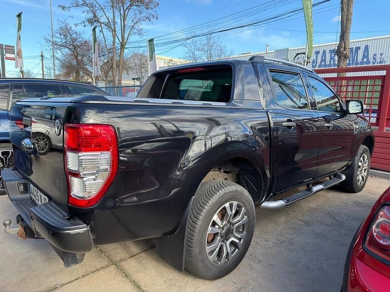 Usado Ford Ranger 200 CV (147 kW) 2015 Negro Pickup/Camioneta