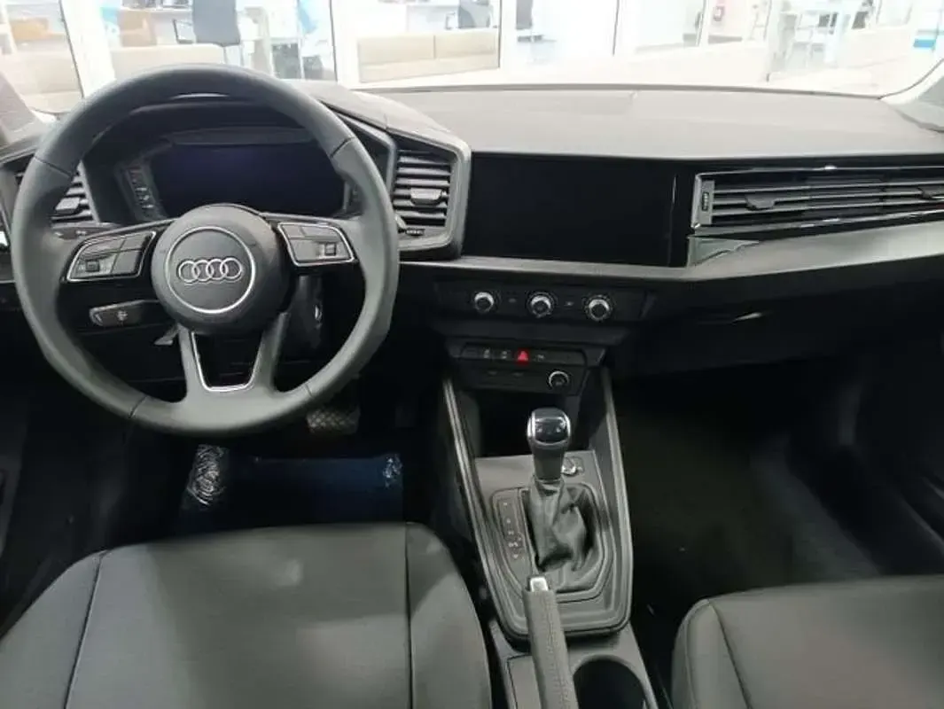 Nuevo Audi A1 Sportback 95 CV (69 kW) 2026 Negro Utilitario