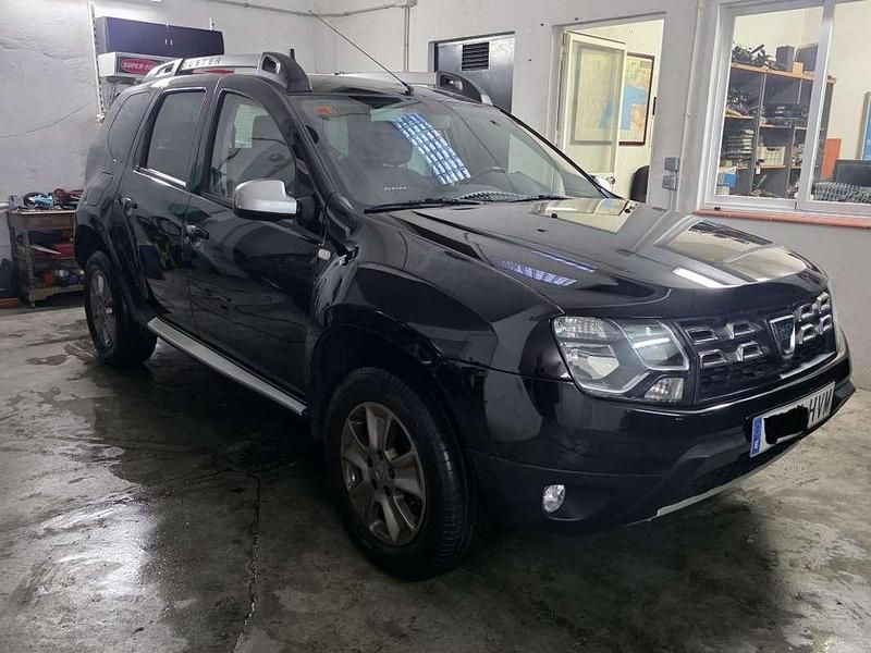 Usado Dacia Duster Lauréate 110 CV (80 kW) 2014 Negro SUV