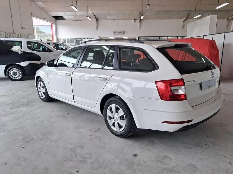 Brugt Skoda Octavia Active 115 HK (84 kW) 2019 Hvid Stationcar