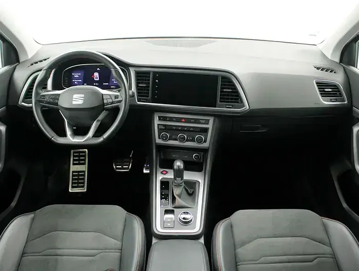 Usado Seat Ateca FR 150 CV (110 kW) 2025 Negro SUV