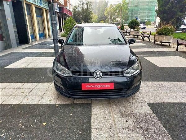 Usado VW Golf VII Advance 110 CV (80 kW) 2016 Negro Berlina