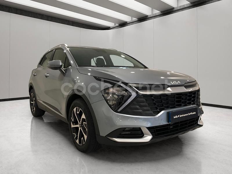 Usado Kia Sportage 160 CV (117 kW) 2024 Gris / plata SUV