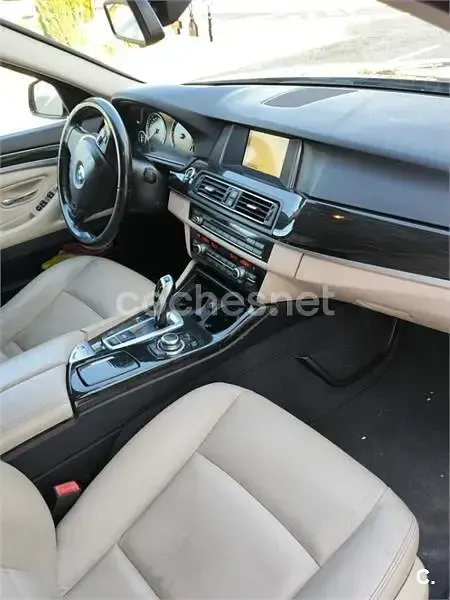 Usado BMW 520 184 CV (135 kW) 2014 Negro Familiar