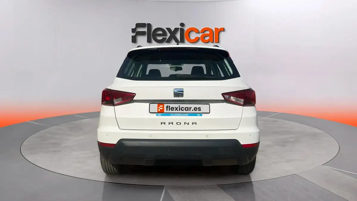 Usado Seat Arona 95 CV (69 kW) 2020 Blanco SUV